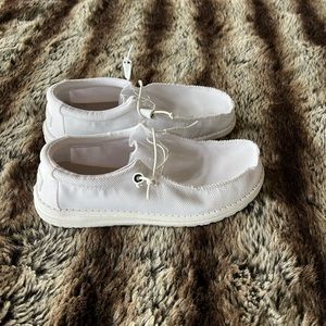 Big Boy size 7 Dude slip on slides white